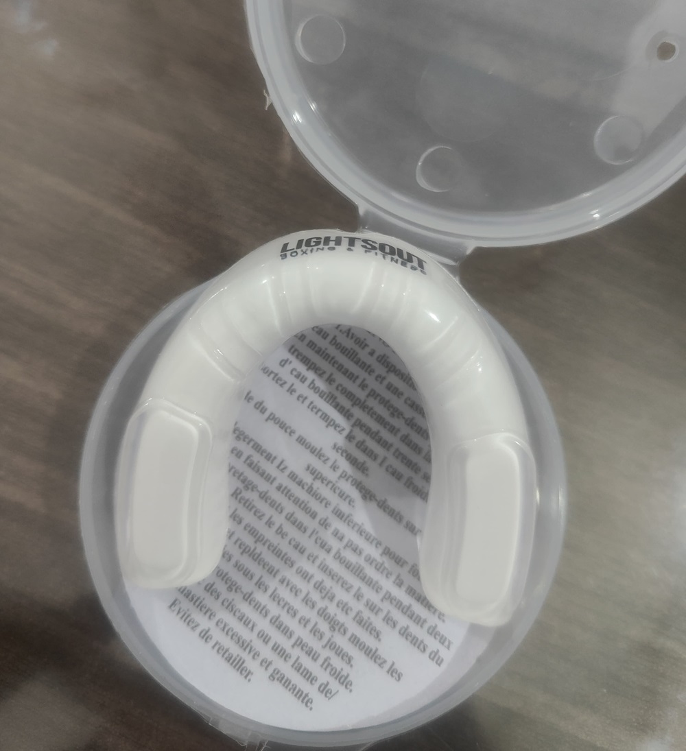 Boxing Mouth Guard - Image 2