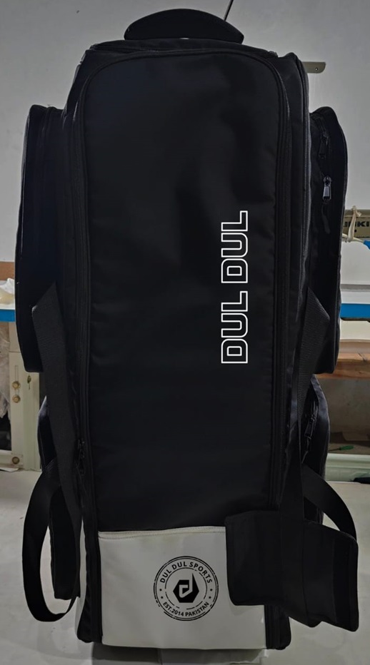 Cricket Bag (with Wheels)