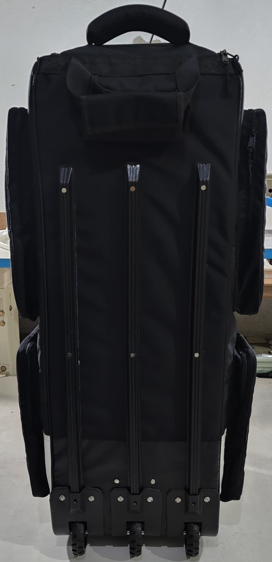 Cricket Bag (with Wheels) - Image 3