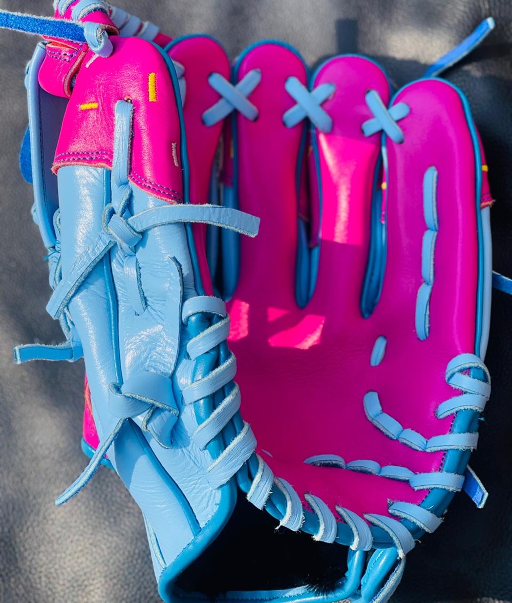 Baseball Gloves and Mitts - Image 4