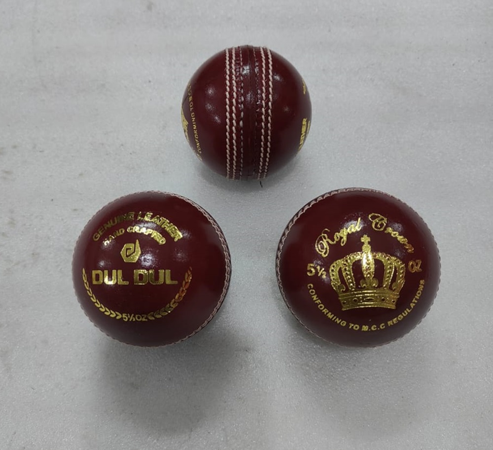 Cricket Ball (156 grams) - Image 3